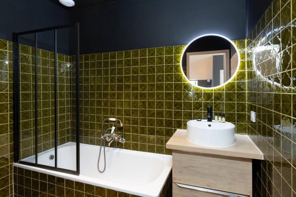 Le Loft Cache Apartment การ์กาซอน ภายนอก รูปภาพ